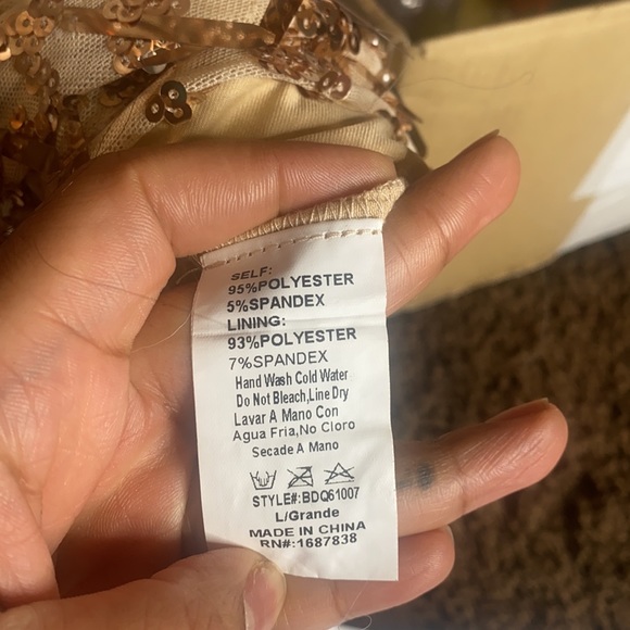 🔥Show Stopper Dress - Picture 4 of 6